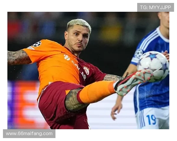 科莫 1400 万欧签荷兰新星雅代达 意甲升班马豪赌未来